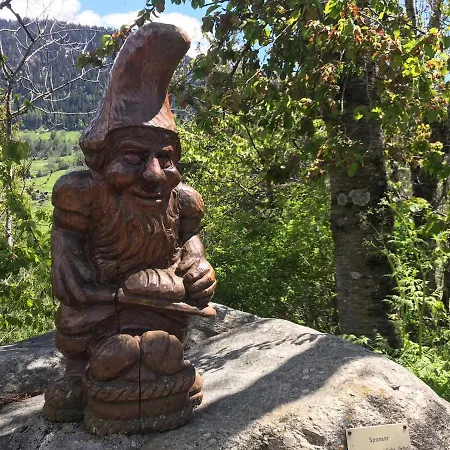 Annabelle アパート フィエッシュ